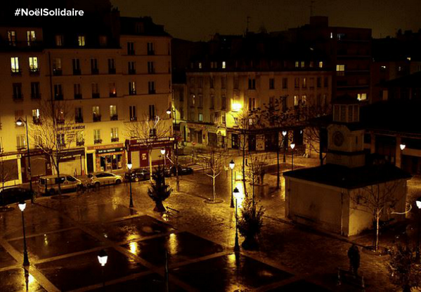 assotousatable's tweet photo. On avait besoin de lumière pour notre #NoëlSolidaire, on a trouvé Franck Esposito ! Un grand merci à lui ! http://t.co/f2rYmsHdJO