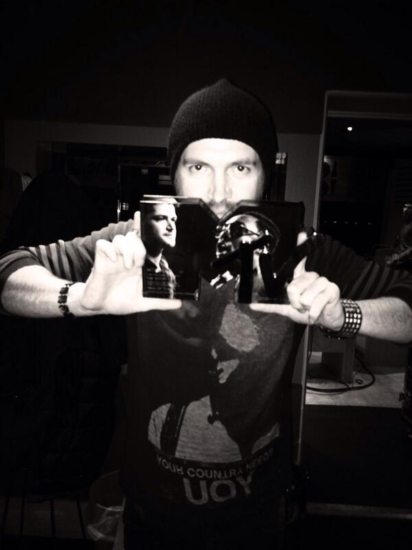 thescript's tweet image. MTV award... AWESOME ;-)