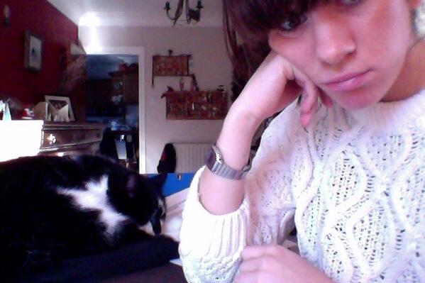 AngharaDavies's tweet image. didn&apos;t last very long...  #finalyearproblems