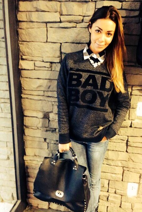 Today felpa Badboy @BADBOYBASSANO e borsa @nanotworld . Grazie dei regalo di Santalucia, pazza di gioia<a class="tags" target="_blank" title="On Twitter" href="/?out=eyJ0eXAiOiJKV1QiLCJhbGciOiJIUzUxMiJ9.eyJpYXQiOjE3MjA4Njg3NTEsImlzcyI6InR3cG9ybnN0YXJzLmNvbSIsIm5iZiI6MTcyMDg2ODc1MSwiZXhwIjoxNzUyNDA0NzUxLCJyZWRpcmVjdF91cmwiOiJodHRwczovL3R3aXR0ZXIuY29tL0JBREJPWUJBU1NBTk8ifQ.N60-veoqWitc7fipr8foSChUNXSitib7X2bLqkvqffPR61uq2GexRLsbriDrNEw9G4tyAfjCfS77bYg4be35xQ">@BADBOYBASSANO</a><a class="tags" target="_blank" title="On Twitter" href="/?out=eyJ0eXAiOiJKV1QiLCJhbGciOiJIUzUxMiJ9.eyJpYXQiOjE3MjA4Njg3NTEsImlzcyI6InR3cG9ybnN0YXJzLmNvbSIsIm5iZiI6MTcyMDg2ODc1MSwiZXhwIjoxNzUyNDA0NzUxLCJyZWRpcmVjdF91cmwiOiJodHRwczovL3R3aXR0ZXIuY29tL25hbm90d29ybGQifQ.B4smtcHHoY3dAgZyAPzM2WzLs0y3JHyajOeoeMmUqV-5U4AfnADFF2PJ5RSXZdMzwXiZt70nFxyMjv22YKZ6Lw">@nanotworld</a><a href="/tag/inkedgirl"class="tags"><span>#inkedgirl</span></a><a href="/tag/pinkgirl"class="tags"><span>#pinkgirl</span></a>