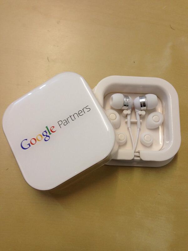 ukprinting_'s tweet photo. Thank you @google for our earphones. http://t.co/5VjNbs7skl