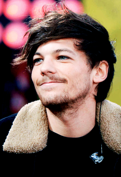 OfficialLouis's tweet photo. Hiiiiiiiiiiiiiiiiiiiiiii http://t.co/AxZuP22c5B