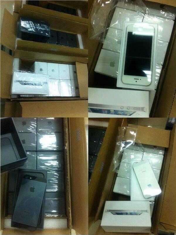 PromosSegidores's tweet photo. Nos han llegado estos iPhone 5S, empezaremos sorteando 4 son de 32GB si quieres uno haz RT y sigue a @Jurgan http://t.co/4XzyF8Lb17