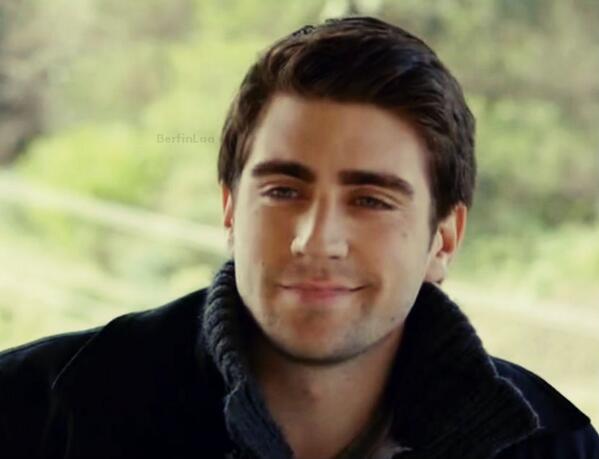 _SinanBahar_'s tweet photo. Seni cok seviyoruz Caglar @CaglarErtugrul #eğerseviyorsan #SinansızBaharOlmaz http://t.co/cL7P1lKQB5