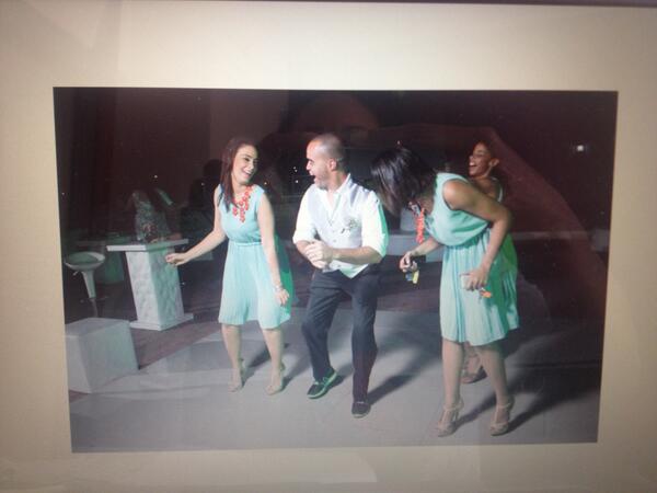 JolyRodriguez's tweet photo. @Doble_U @alexan_jj A que esa mala @Helde taba bailando dembow jajajajaja http://t.co/EOiVqcjmjg