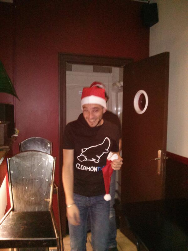 FabienPomerol's tweet image. Santa @couac is in the place. #APIHour