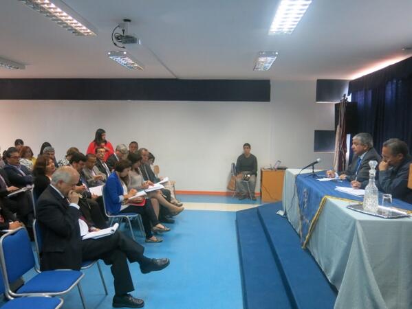 Alcalde <a href="/claudiorenteria/">Claudio Renteria</a> se reunió con directores de establecimientos educacionales de Ovalle municipalidaddeovalle.cl/?p=569