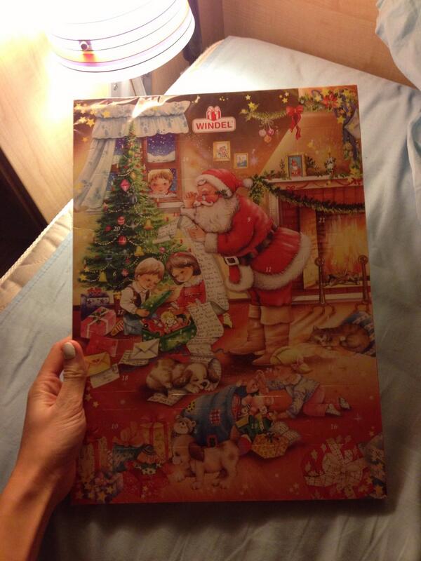 CakeFake's tweet image. Кого-то счастье ждёт в 2014-ом, а меня - уже в этой коробке.