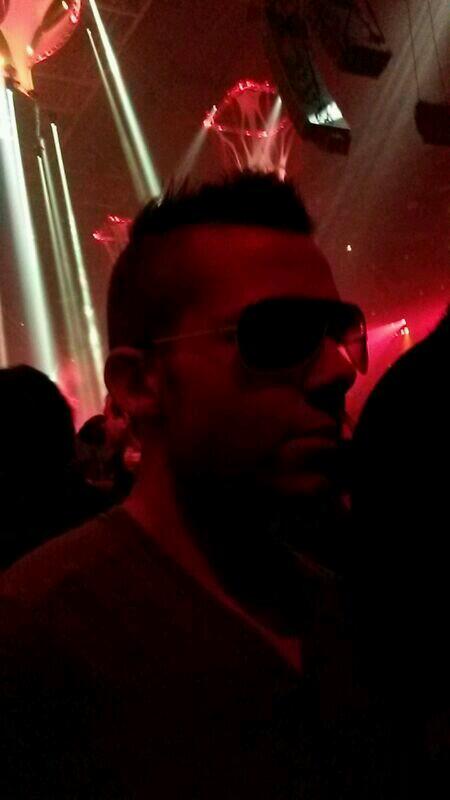WindischRobin's tweet photo. 1 Jahr wieder warten :( #Qlimax http://t.co/8fR77huqLF