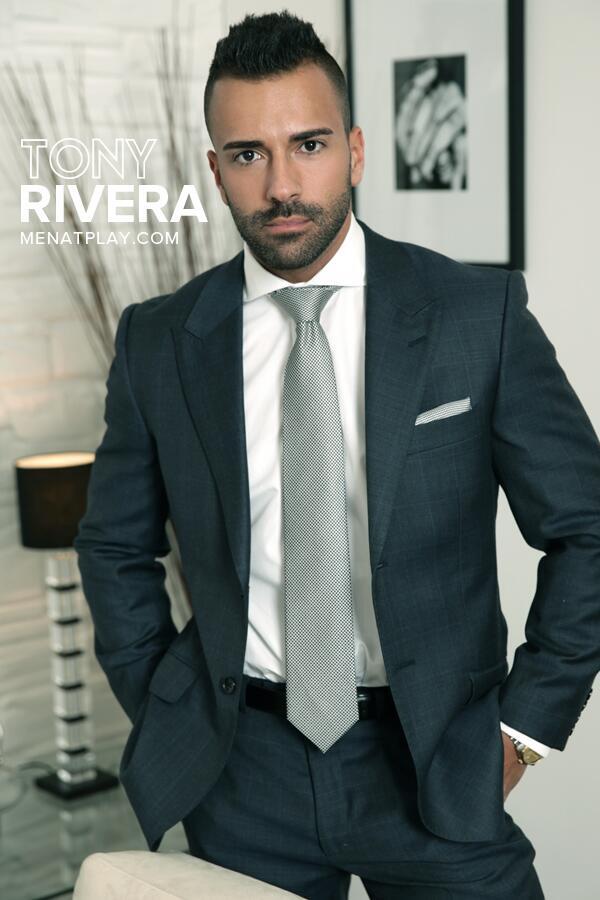 SammmyButler's tweet photo. #BestOfMenatplay Tony Rivera @JoseTonyrivera @Menatplaycom http://t.co/4CBlOZJcGA