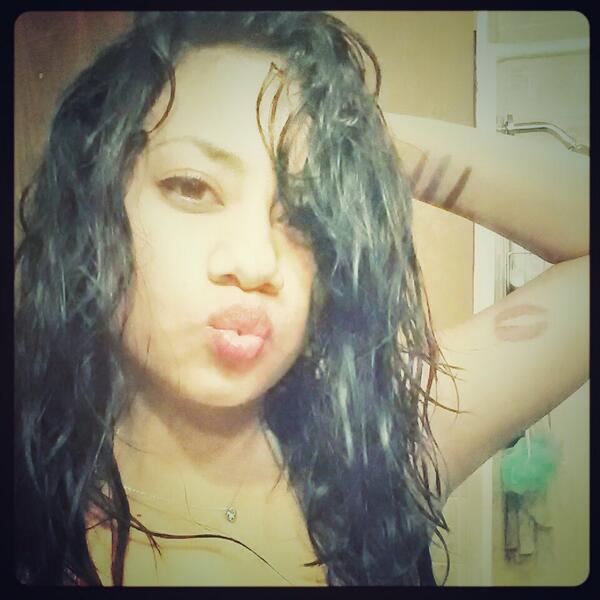 Heredia_Sabbath's tweet photo. You make me sick don't play with a girl who can play better bitch http://t.co/CwSGVSlCAy