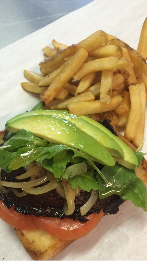 Smoked Portobello Mushroom-Texas Toast/Arugula/Tomato/Caramelized Onions/Sliced Avocado/Sweet and Smokey Vinaigrette