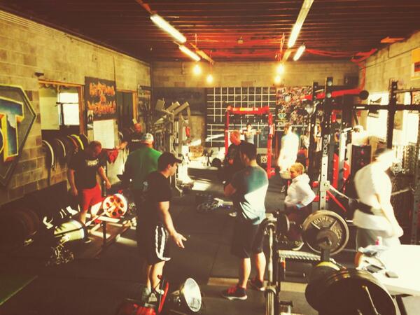 Behind the scenes of the <a href="/Reebok/">Reebok</a> Power shoe commercial shoot @STGymSac <a href="/PowerWOD/">Jesse Burdick</a> <a href="/KatieHogan777/">Katie Hogan</a> <a href="/beccavoigt/">Becca Voigt Miller</a>