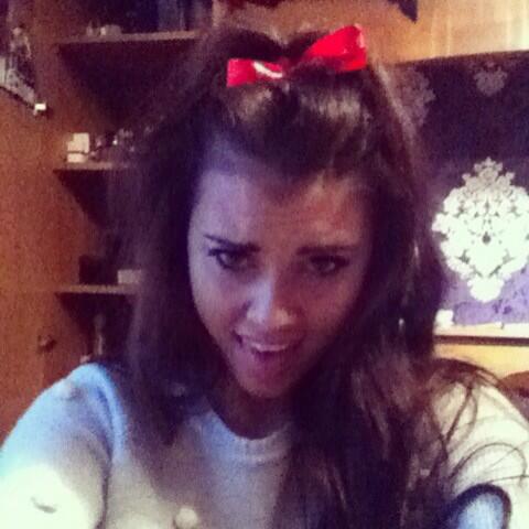 Saoirse_Kellyy's tweet image. 12 pubs !!! #work #lacked #drink #bow #cute #KT
