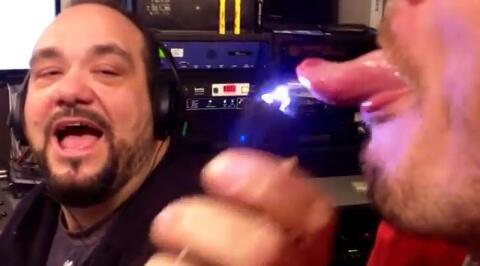 tuddle's tweet photo. Here's the moment @MrCowhead Tazed my tongue. http://t.co/yPorSiuPCh