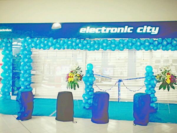SupermallCJR's tweet photo. Today Grand Opening Electronic City Supermall Cianjur | @infocianjur http://t.co/jqwThzsjr5