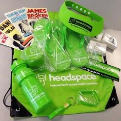 headspace_aus's tweet photo. Free goody bag up for grabs! Just take part in our v quick Xmas survey to go into the draw https://t.co/FdTusE1PdH http://t.co/zdiuWAkJaX