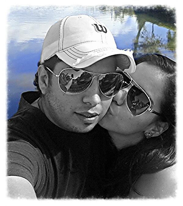 galeas86's tweet photo. #LilHoneyMoon http://t.co/I9Wj3GTeAp