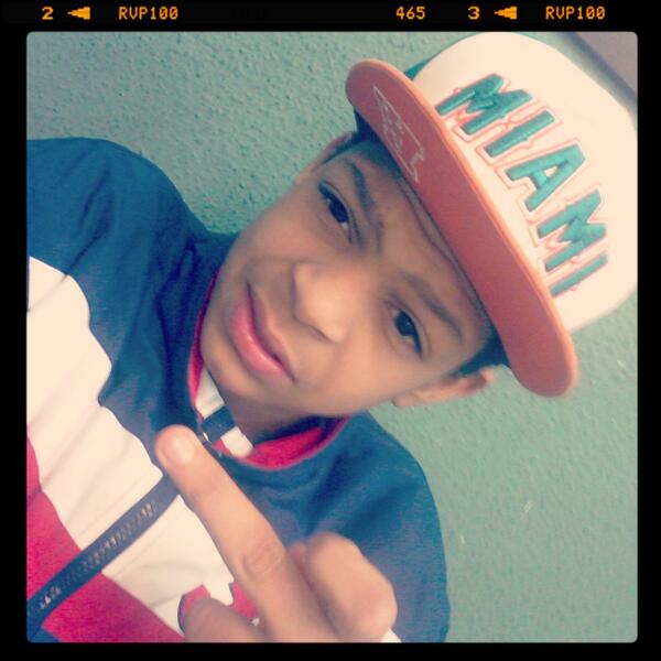 YOFREBOW's tweet photo. Noo crittiquee sii no tienes xqq ★♥♡ http://t.co/8xc9IRwNKC