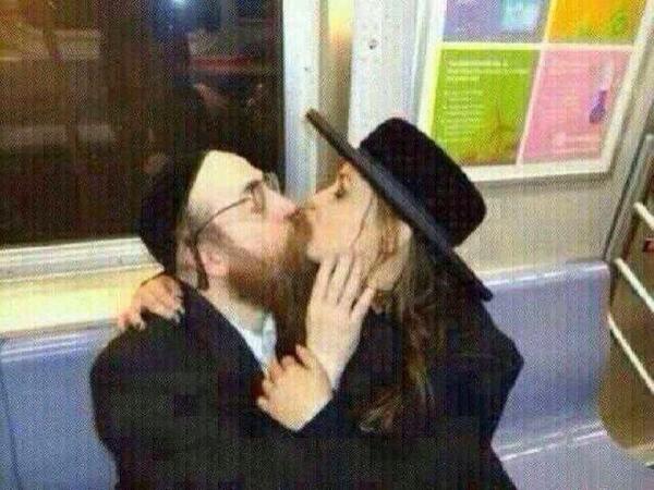 shidecham's tweet image. נייע קאפל למזל טוב!!