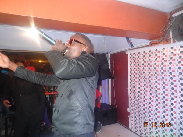 mzaziwillytuva's tweet photo. #WakilishaEastAfrica> "@AnotherKOT: @AmbassadaMusic performing #inkane at @wakilishaEA.This hit song never gets old! http://t.co/ZiCOROpbga"