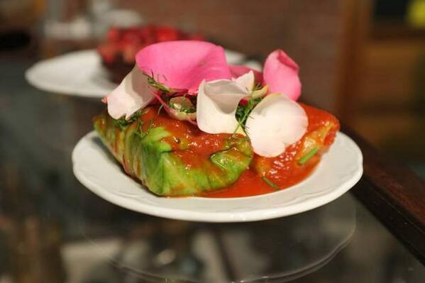 Not a single clue what to prepare for Christmas? 

Get inspired by Alexander's Vegan dinner ideas tonight!