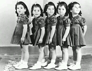 KyaaahJ's tweet image. #learningthealphabet Q is for quintuplets
