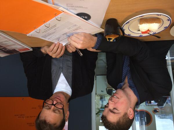 IMORnl's tweet image. Gefeliciteerd @dennis_9524 met het #succesvol afronden van je #stage. Bedankt! #taart