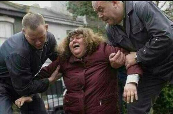 interthoughtss's tweet image. @Shah8o لااااااااااءءء لااااااااء هاذي اخرة العشره ؟ لييه ليييه. 
#تويتر_اوف #sick #lifeoff