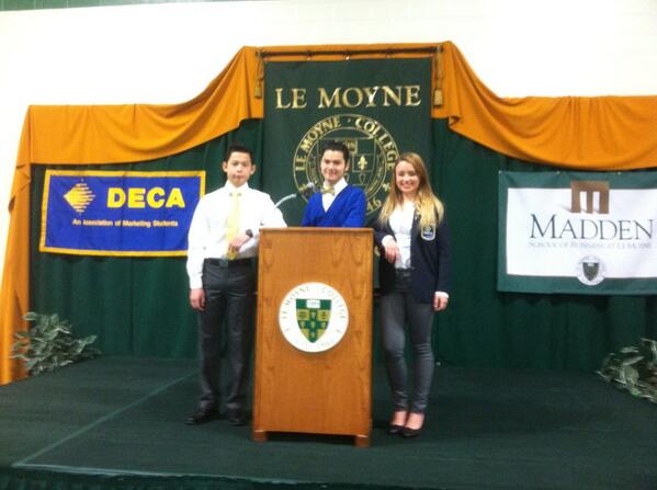 JoeDP's tweet photo. Welcome DECA! 400 high school business students at Le Moyne today - tomorrow the Madden School! #LeMoyne http://t.co/ntsI7uS4wh