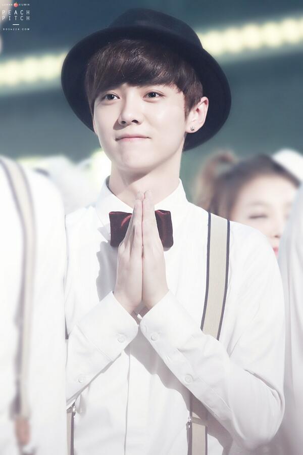 EXO Town tweet media