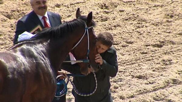 Прямая ссылка на встроенное изображение