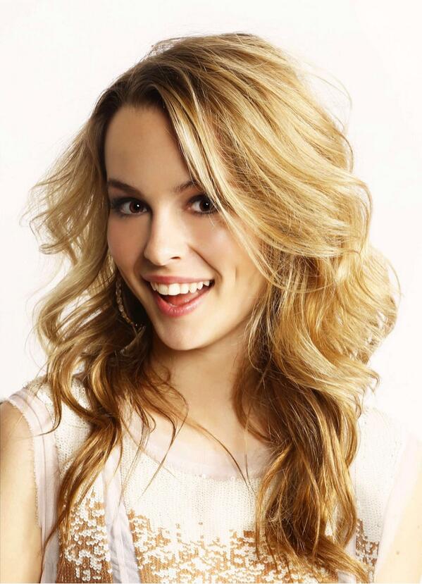Happy Birthday, <a href="/bridgitmendler/">Bridgit Mendler</a> !