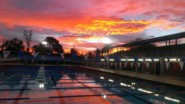 ArizonaSwimDive's tweet photo. Another amazing sunrise this morning before all the Swimming Cats leave for break! http://t.co/px61SBtsKT