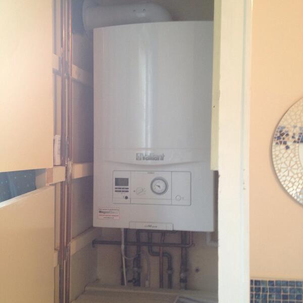 GGLPlumbing's tweet photo. #vaillantadvance a new pro 28 fitted in Brighton with a five year warranty http://t.co/8oIGqvlPUj