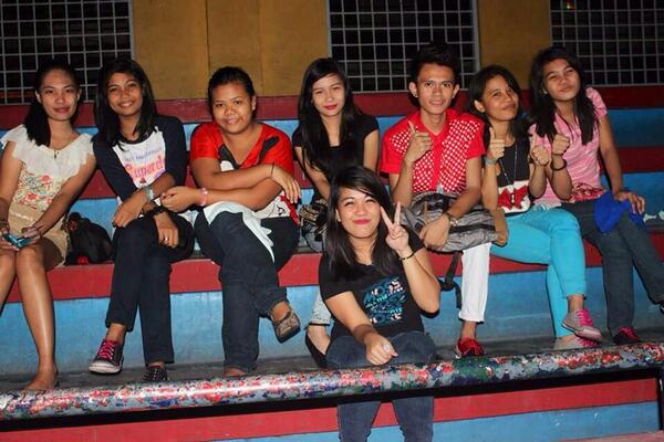 Love_Goodvibes's tweet photo. Goodvibes Christmas Party :) with @amielcustodio @ItsMeNicoooo @GVknudtiglao @JhaydheeLuciano @darkkdylanreal http://t.co/Hop22wAw0E