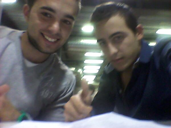 xarlygp's tweet photo. A esto y a contabilidad nos dedicamos Jesus y yo en Campus Sur jajaj @xarlygp @xesugarcia http://t.co/056CEJhco5