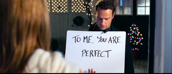 Beste scène ever! De bordjes.. Love Actually, blijft geweldig!