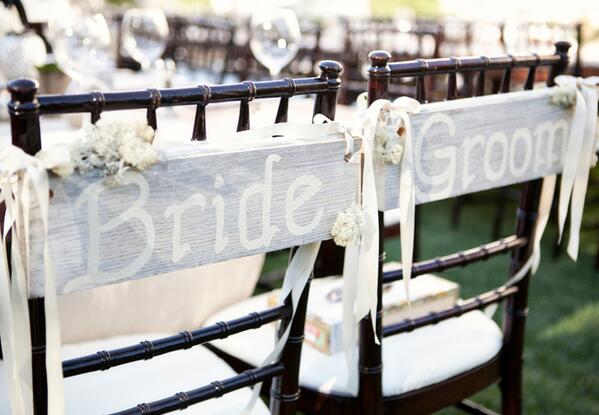 11 different bride &amp; groom signs for the reception bit.ly/IVXtCE