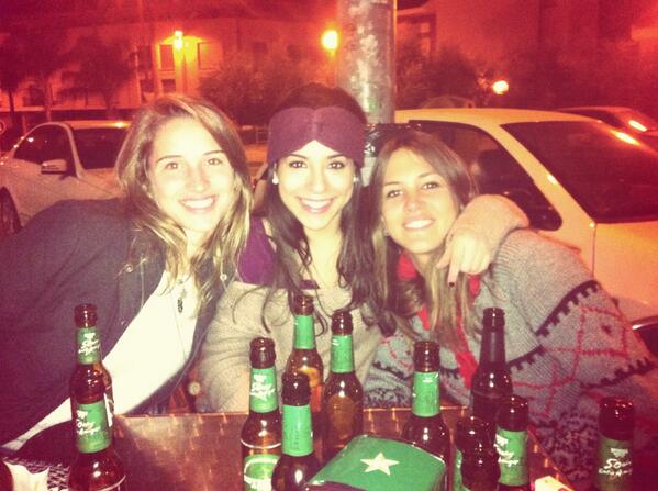 "<a href="/CatiLopezc/">Cati Ana López</a>: Regalazo de miércoles!! #RegalosVerdaderosDeNavidad "