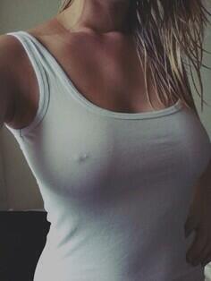 postpiercingg's tweet photo. #teatspiercing http://t.co/yM0vo42BE4