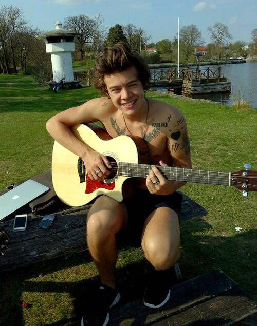 narryvline's tweet photo. NOOOOOOOOOOOOOOOOOOOOOOOOOOOOOOOOOOOOOOOOOOOOOOOOOOOOOOOOOOOOOOOOOOOOOOOOOOOOOOOOOOOOOOOO http://t.co/3HIVCuPEDo