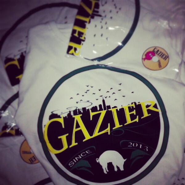 ada diskon niih, kalian bisa dapetin kaos kita cuman dgn 50k doang. "piggy" M, L, XL combad 30s