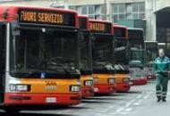 Corriere's tweet image. Nuova ondata di scioperi nei trasporti Fermi aerei, bus, tram e metro goo.gl/ICLv80