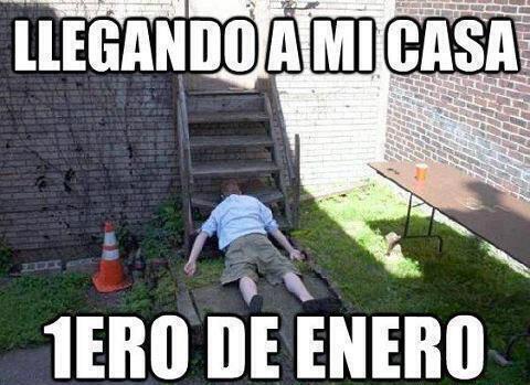 Jess_Paris's tweet photo. "@MejoresTwits: Algunos, al llegar mañana a casa... http://t.co/fnOVzFFKzA" mira Gema, como tu el otro día!! @GemaParis21 puajajjajajajajaja