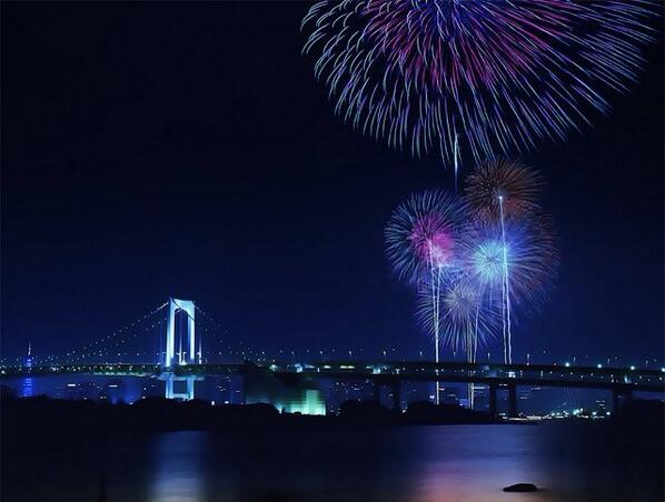 Wishing all our clients a cheerful and prosperous new year!  Here's to continued success in 2014!