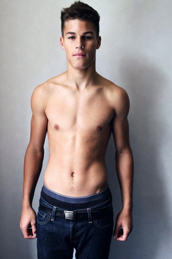 LittleOceanBlue's tweet image. “@IonOfNightmares: http://t.co/Bw8h6AoTGd” Happy New Years To Me. Happy New Years To Me!