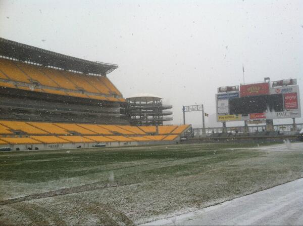 AcrisureStadium's tweet photo. So long, 2013! Looking forward to seeing all of our #steelersfans back at Heinz Field next season. http://t.co/1bKpLyrwDd