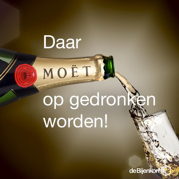 deBijenkorf's tweet photo. Wij wensen jullie allemaal een fijne jaarwisseling toe. Cheers to 2014! #Bfashion http://t.co/OFDqPUTx3N