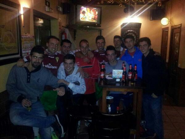 gangsta1FS's tweet photo. Por esto nos apuntamos a jugar!!  #Amistad http://t.co/VwI2XFpJs0